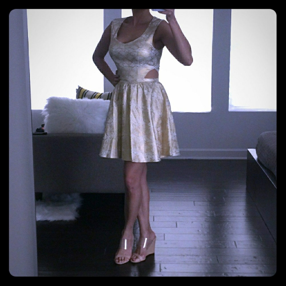 ☆NWOT☆TEEN VOGUE☆PARTY DRESS☆